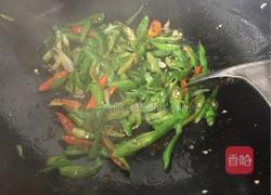 青椒炒肉的做法图解3