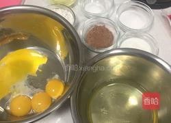 可可蜜豆蛋糕卷的做法图解3