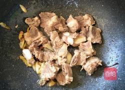 土豆烧排骨的做法图解7