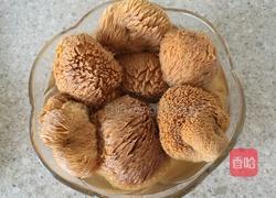 猴头菇炒茭白的做法图解1