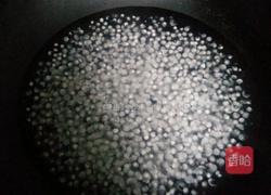 燕麦西米牛奶的做法图解2