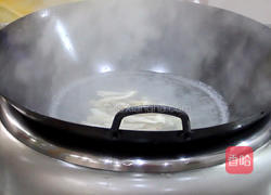 双椒肥肠的做法图解2
