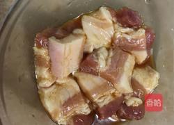 青椒炒肉的做法图解1