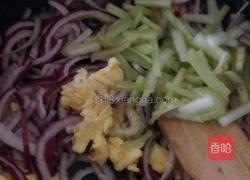 洋葱炒鸡蛋的做法图解6