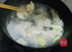莲藕排骨汤的做法图解2