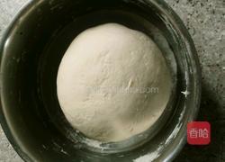 猫耳朵水饺的做法图解1