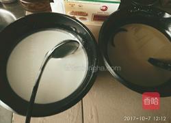 Q弹椰汁千层糕（马蹄糕）的做法图解2