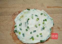 饺子皮版葱油饼的做法图解12