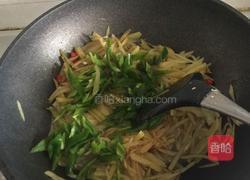 青椒土豆丝的做法图解7