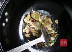 西红柿口蘑炖牛腩的做法图解4