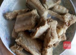 萝卜排骨汤的做法图解2