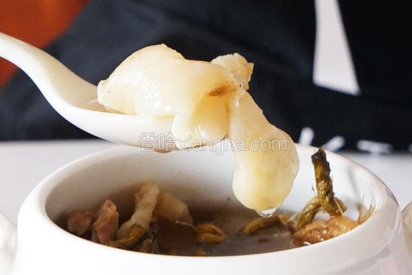 花旗参石斛花胶汤的做法 菜谱 香哈网 花旗参石斛花胶汤的做法 菜谱 香哈网