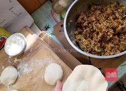 猪肉萝卜馅包子的做法图解5