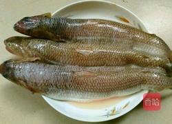 香葱奎龙鱼肉饼的做法图解1