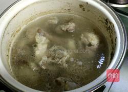 土豆筒骨汤的做法图解4