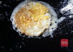 铁锅煎蛋的做法图解5