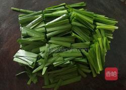 韭菜火腿炒鹅蛋的做法图解5