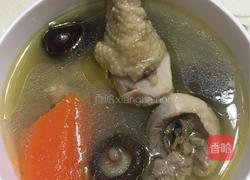 香菇母鸡汤的做法图解7