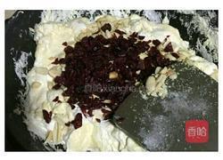 蔓越莓牛轧糖的做法图解7