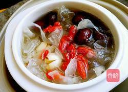 枸杞银耳莲子汤的做法图解10