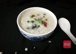 皮蛋瘦肉粥的做法图解1