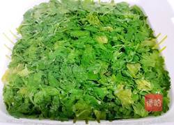凉拌芹菜叶的做法图解4