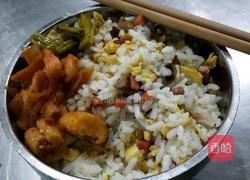 什锦炒饭的做法图解8