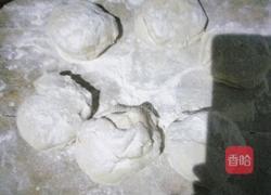 白菜土豆包子的做法图解3