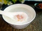 雪燕桃胶炖牛奶