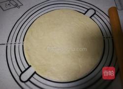 火腿圈香肠披萨的做法图解8