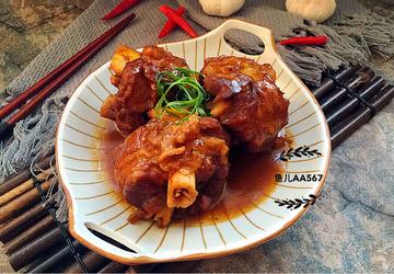 红烧猪棒骨