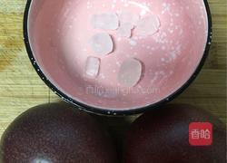 冰糖炖百香果（治疗咳嗽）的做法图解1