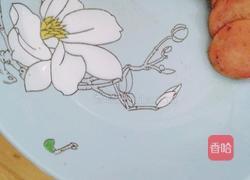 孜然煎火腿肠的做法图解1