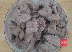 咖喱牛肉拌饭的做法图解1