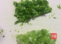 虾仁小白菜面的做法图解4