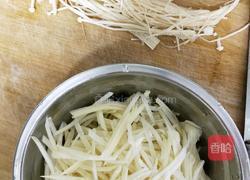 金针菇土豆泥的做法图解1