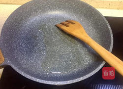五彩玲珑花苞烧卖的做法图解7