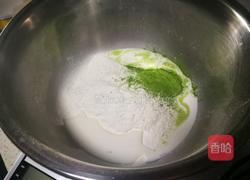抹茶芒果蛋糕卷的做法图解3