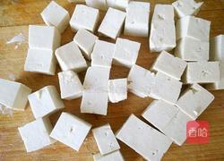 青蒜苗炒豆腐的做法图解1