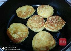 土豆鲜虾饼的做法图解7
