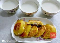 土豆鲜虾饼的做法图解8