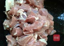 羊肉闷饼子的做法图解2