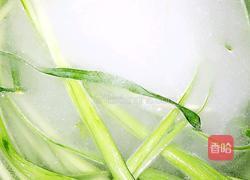 韭菜炒蛋的做法图解1