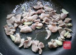 荷兰豆炒木耳的做法图解11