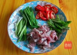 猪肉炒素鸡的做法图解4
