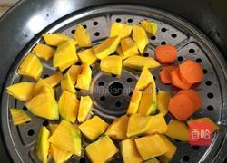 胡萝卜南米粉糊（7个月宝宝辅食）的做法图解3