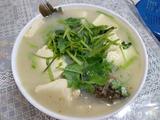 鲫鱼炖豆腐汤