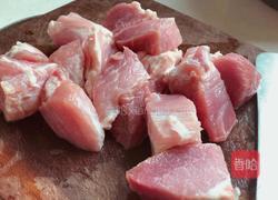 猪脯肉的做法图解1