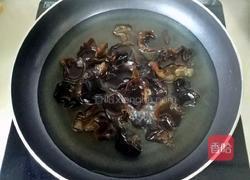 荷兰豆炒木耳的做法图解6