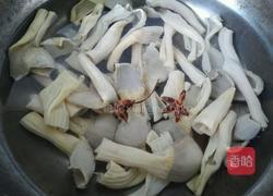 五香鸭板肠的做法图解8